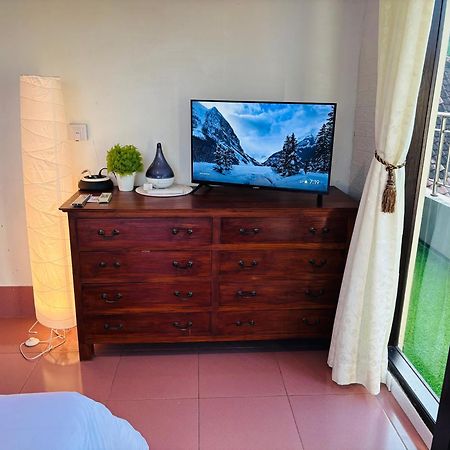 Mama Mega Homestay Pesanggaran Екстериор снимка