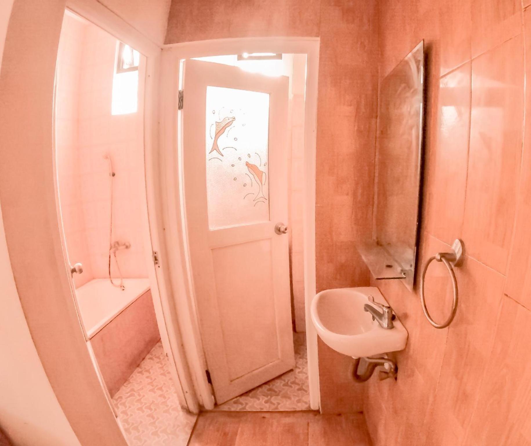 Mama Mega Homestay Pesanggaran Екстериор снимка